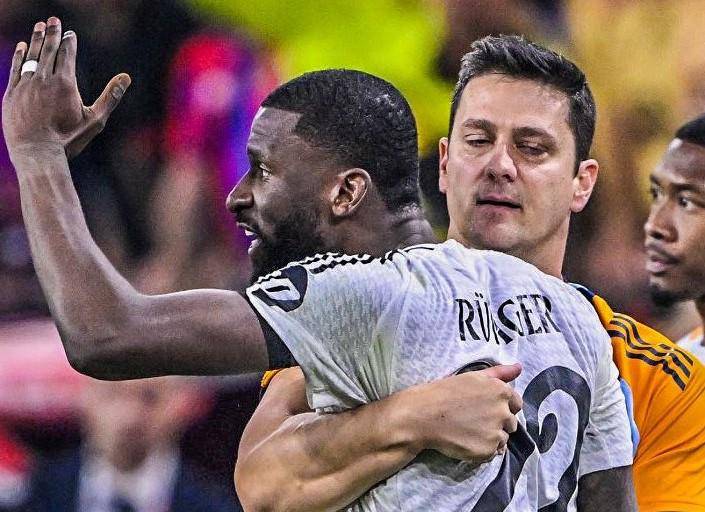 Rüdiger es suspendido seis partidos por su expulsión en la final de Copa