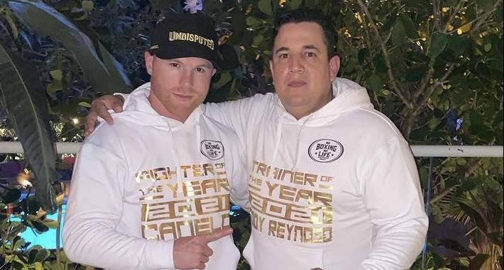 Saúl Álvarez y Eddy Reynoso.