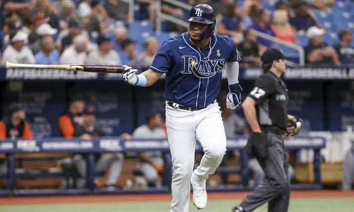 Isaac Paredes estuvo candente a la ofensiva con los Rays de Tampa Bay.