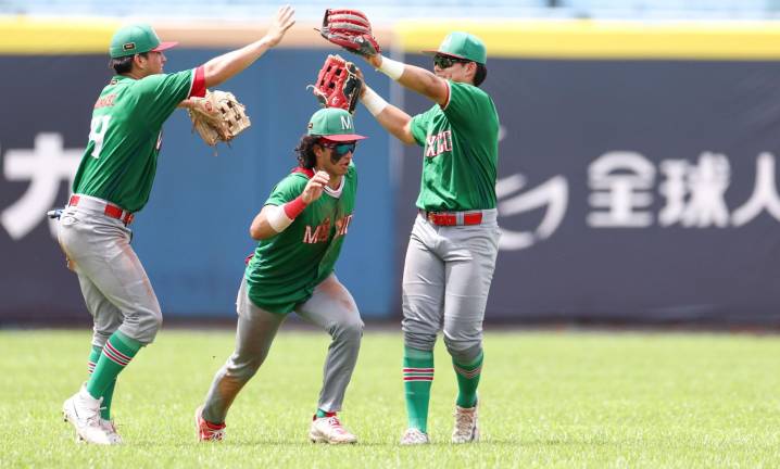 México saca contundente victoria ante los panameños.