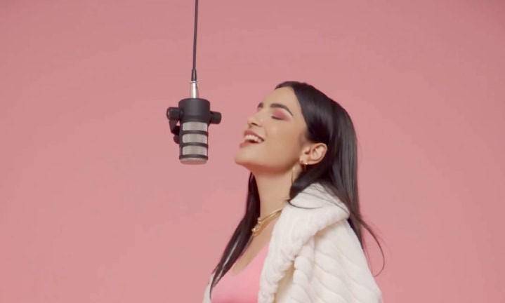 Briella asegura que su canción y la de Shakira tienen un coro, ritmo y melodía similar.