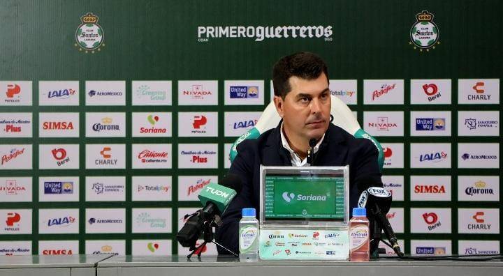 Ismael Rescalvo dijo que no ve negativa la situación de su equipo.