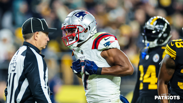 Patriots se impone por 21-18.