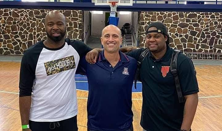 Brian Anthony Semonian (centro) dice que preparará a Venados para la competencia de alto nivel.