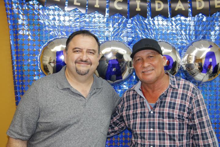 Festeja Datemex a los papás con un rico desayuno