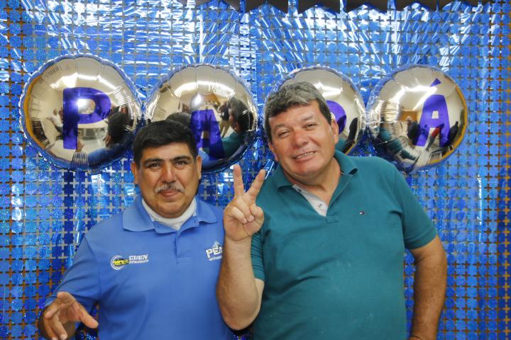 Festeja Datemex a los papás con un rico desayuno