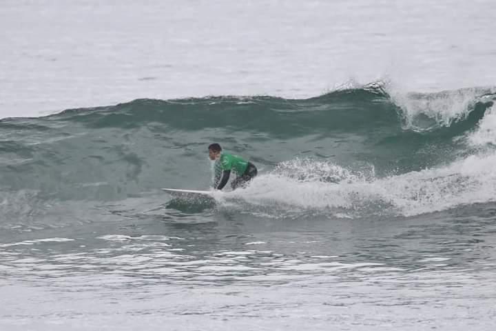 $!Martín ‘Shutama’ Díaz domina las olas y se cuelga el bronce en el US Open Adaptive Surfing