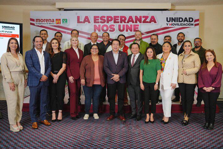 Joaquin Díaz Mena y Verónica Camino, los mejor posicionados en Morena para Yucatán