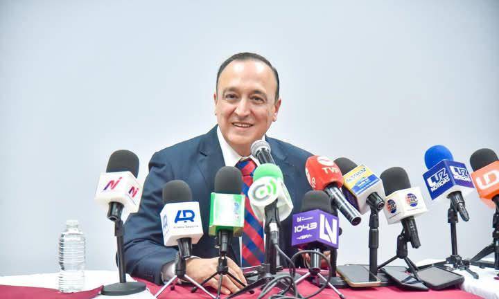 Menéndez de Llano Bermúdez adelantó que realizará una serie de cambios en la estructura de la administración del Gobierno ahomense.