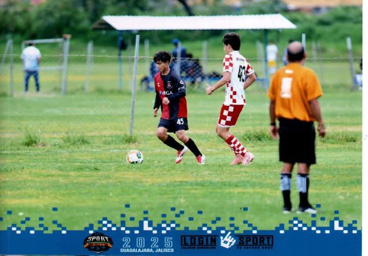 $!Atlas-Matamoros de Escuinapa recibe homenaje en Guadalajara por 30 años de formación deportiva sin fines de lucro