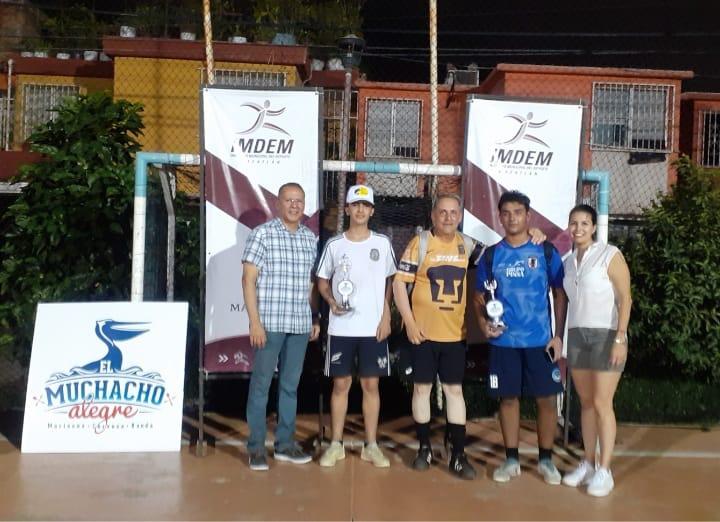 $!Reconocen a los mejores del Torneo de Futbol Sala Jabalíes