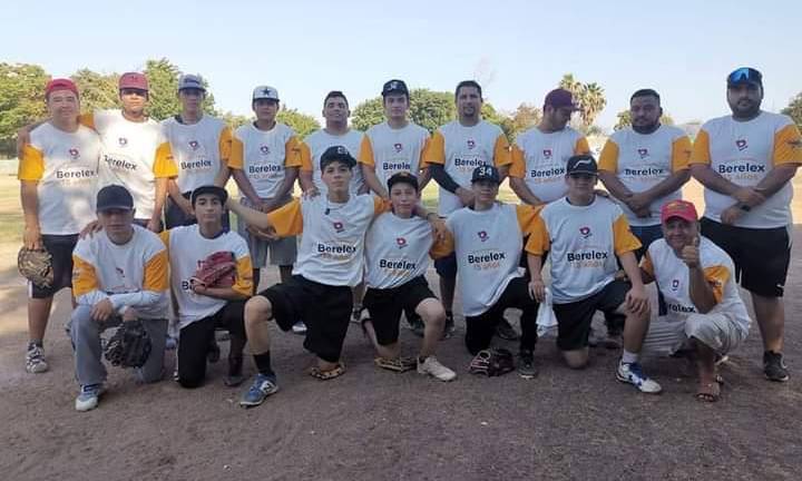Las clínicas van enfocadas a mejorar el nivel del beisbol regional.