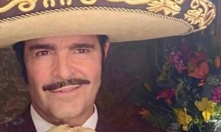 Pablo Montero dará vida a Vicente Fernández en la bioserie que prepara Televisa.