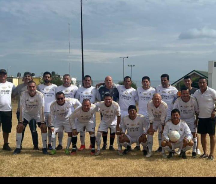 $!López Mateos y Atrio Arquitectos definen al campeón Veteranos