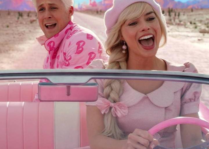 Margot Robbie dejaba regalos rosas a Ryan Gosling cada día