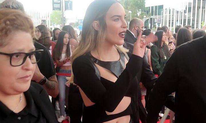 Belinda, en la alfombra roja de los Premios Platino.