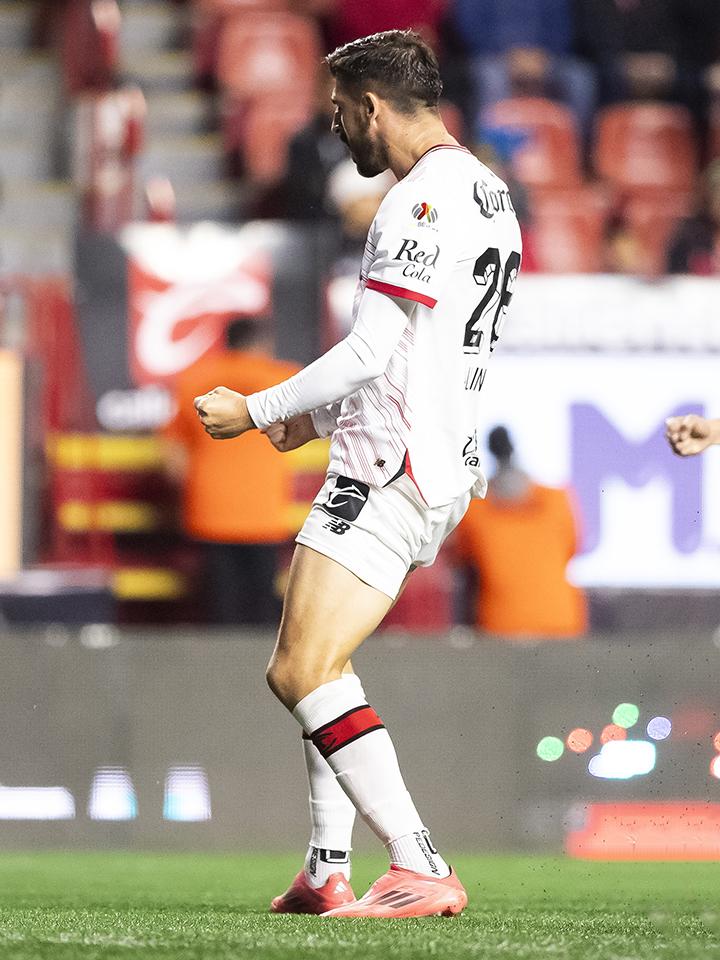 $!Toluca gana contundentemente en Tijuana con doblete de Alexis Vega