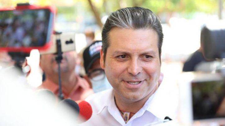 Mario Zamora.