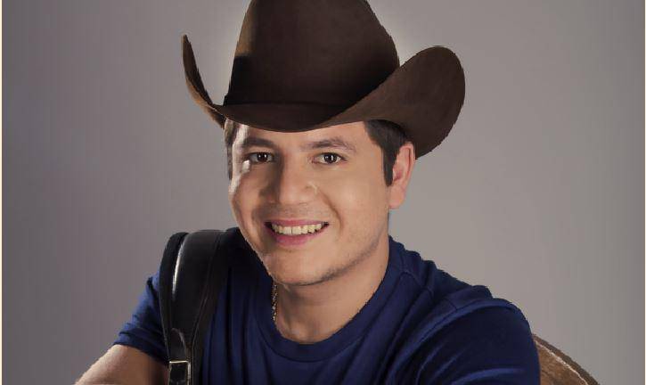 Remmy Valenzuela.