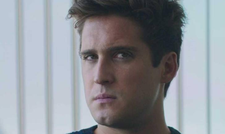 Diego Boneta da vida a Luis Miguel.
