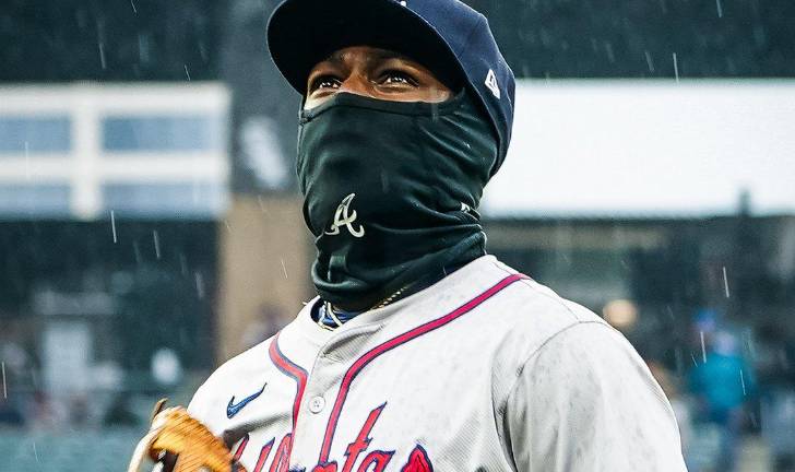 Los Bravos se impusieron a los Medias Blancas en Chicago.