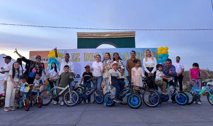 Feria Regional Ganadera Elota celebra a más de 2 mil niños en su día.