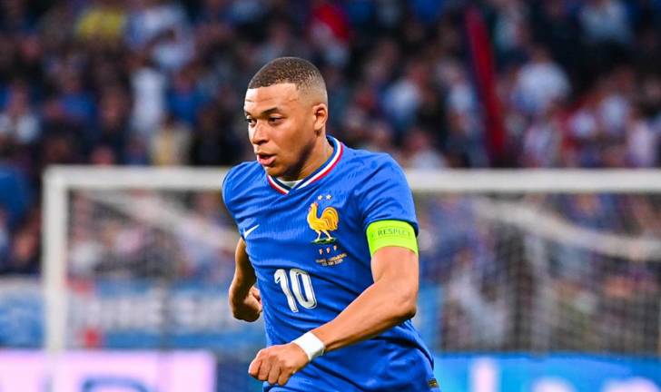 Mbappé anota en goleada de Francia a Luxemburgo