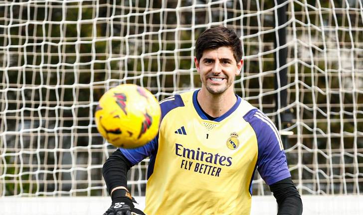 Thibaut Courtois vuelve al marco merengue.
