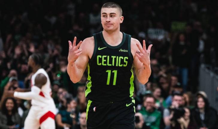 Payton Pritchard aportó 19 puntos desde el banquillo para los Celtics.