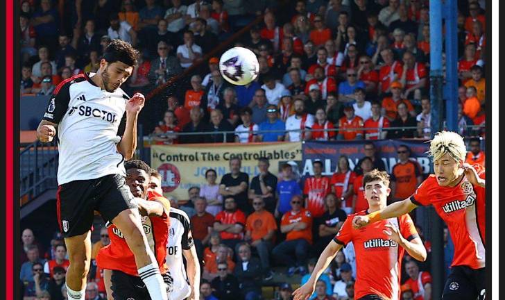 Raúl Jiménez marca doblete.