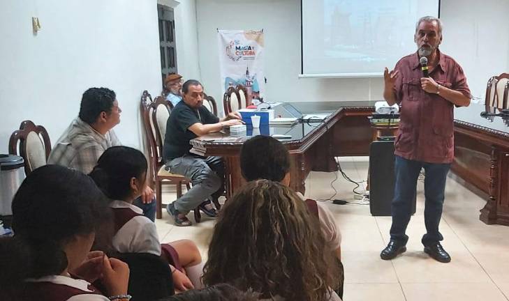 Óscar Blancarte señaló que su amor por la lectura lo llevó a crear el documental de un ilustre sinaloense que naciera en el hoy Pueblo Mágico en 1904.