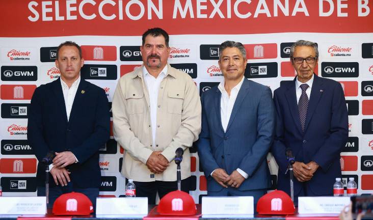 Benjamín Gil y Rodrigo López fueron presentados para el Clásico Mundial de Beisbol.