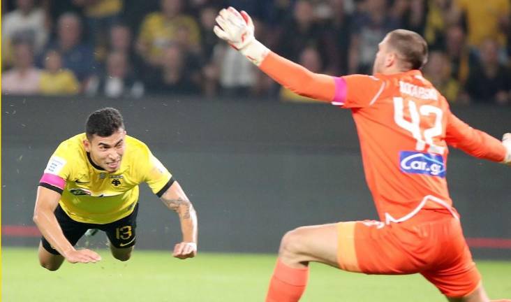 Orbelín Pineda abrió el marcador por el AEK