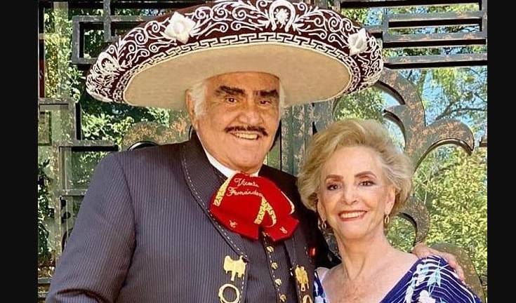 Vicente Fernández y Doña Cuquita.