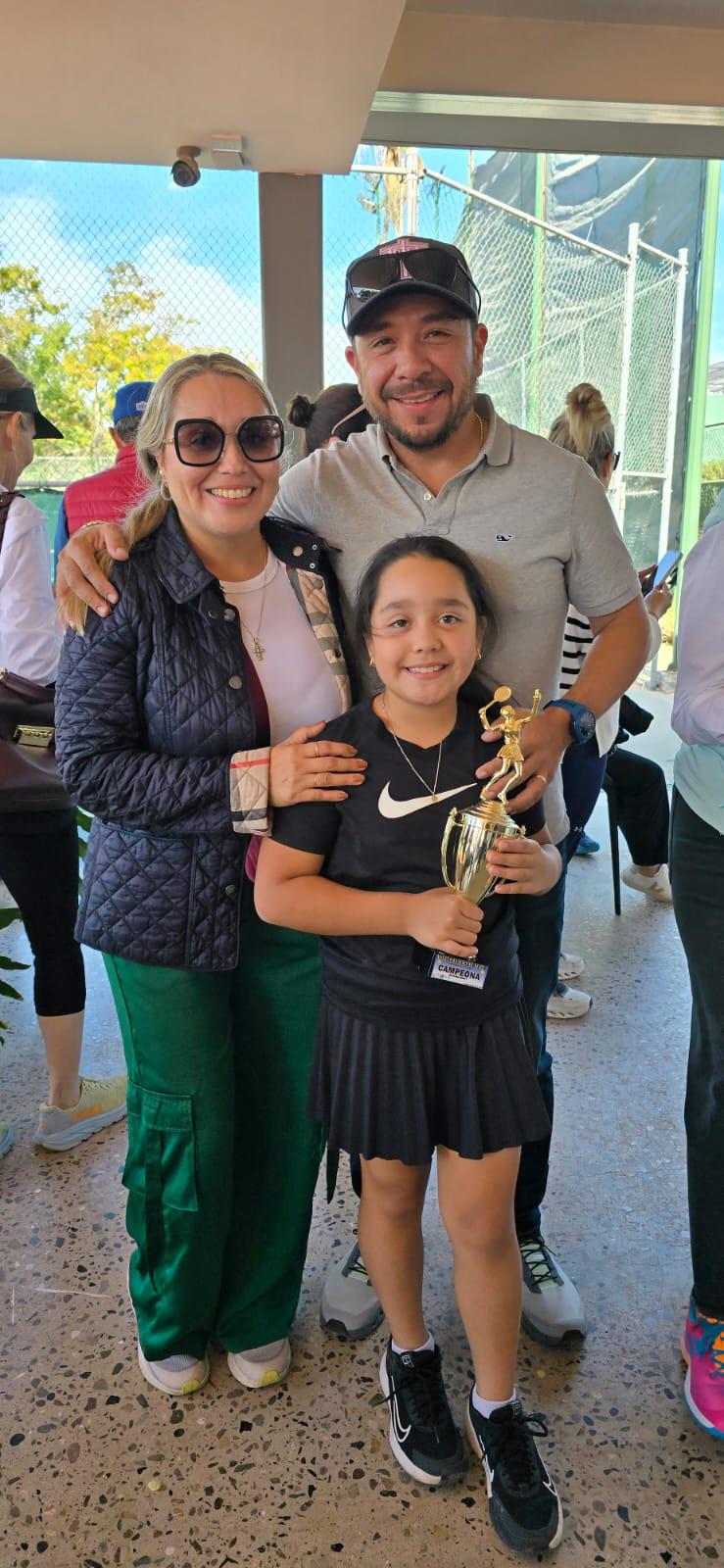 $!Se luce tenis mazatleco en Los Mochis