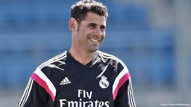 $!El mítico Fernando Hierro sería el nuevo director deportivo de Chivas