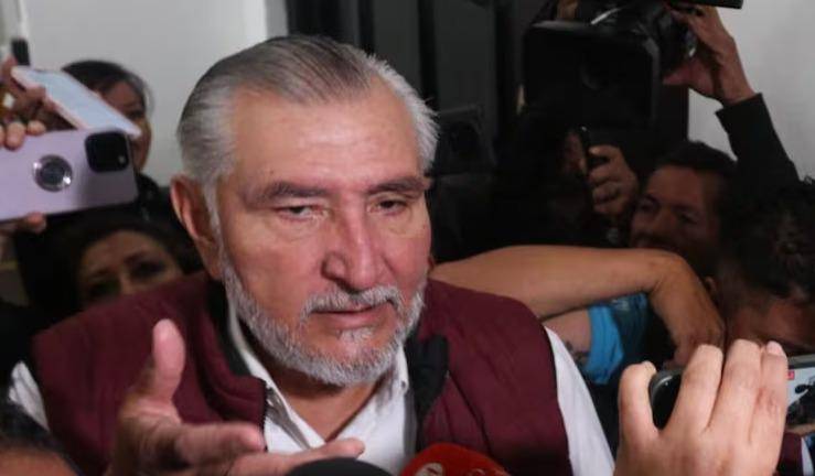Adán Augusto López Hernández durante su asistencia al Consejo Nacional de Morena, el domingo.