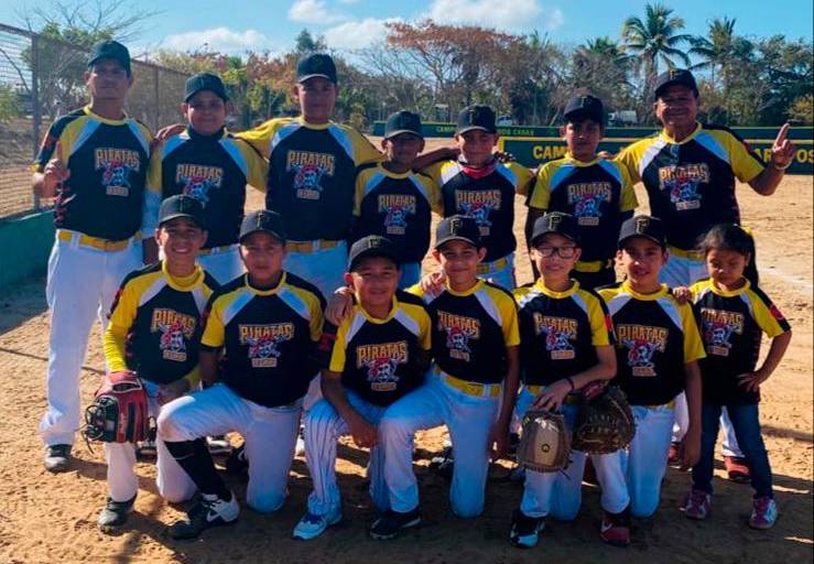 Se imponen Piratas a Blue Jays en Copa de Aniversario de la Quintero Castañeda