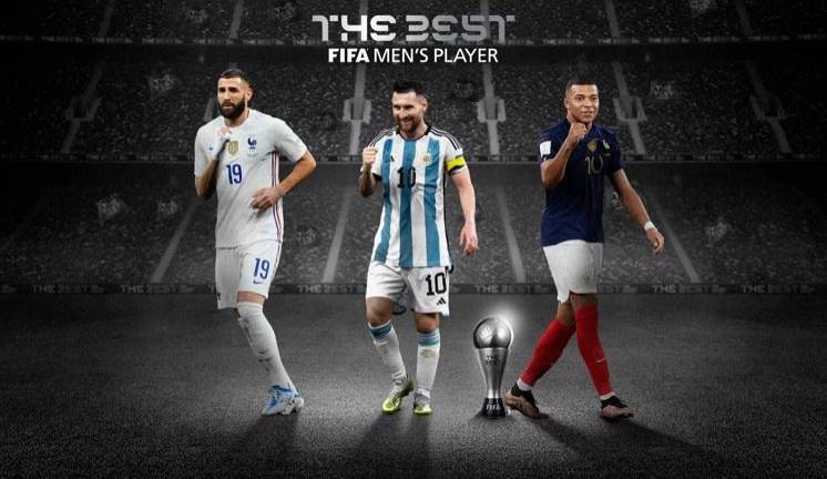 Karim Benzema, Lionel Messi y Kylian Mbappé en la carrera por el premio.