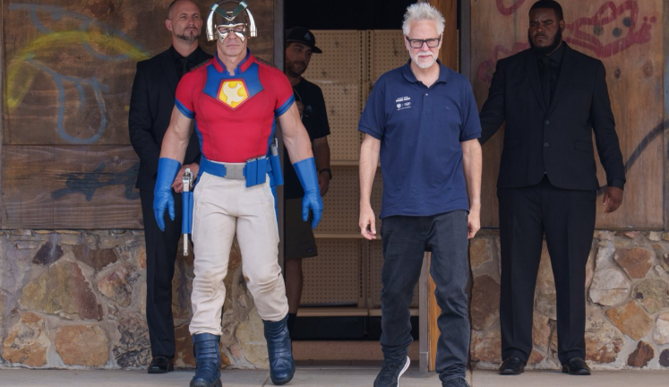 James Gunn y John Cena vendrán a México por la segunda temporada de Peacemaker.