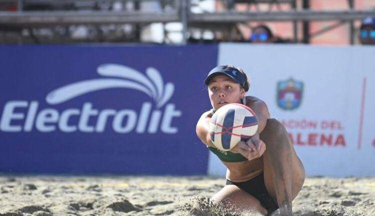 Abril Flores logra el tercer lugar en Colombia.