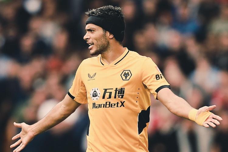 Raúl Jiménez vuelve a las canchas en derrota de Wolves