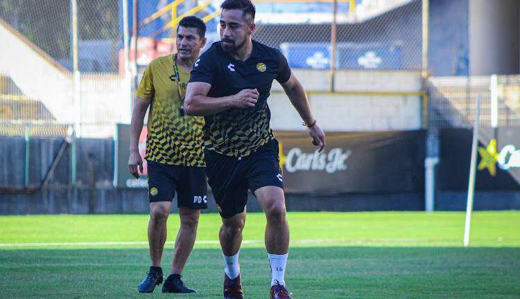 Luis Gamíz ya entrena a tope en el campamento de Dorados de Sinaloa.