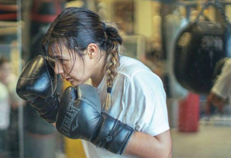 Sinaloense Tamara Cruz debutará en el box profesional