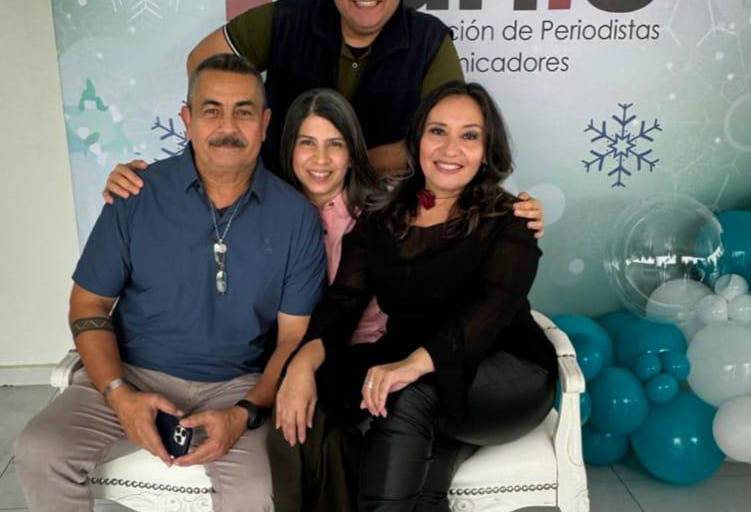 Disfruta la Asociación de Periodistas 7 de junio su tradicional posada navideña