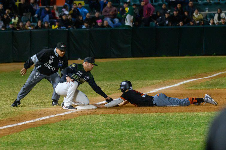 $!Cañeros regala dramático triunfo a su afición, ante Naranjeros