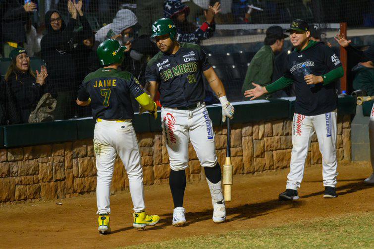 $!Cañeros regala dramático triunfo a su afición, ante Naranjeros