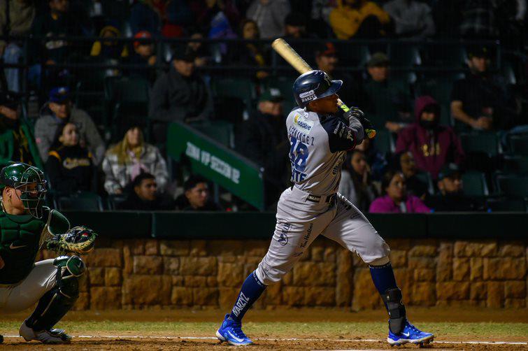 $!Cañeros gana serie a Sultanes en juego cargado de emociones