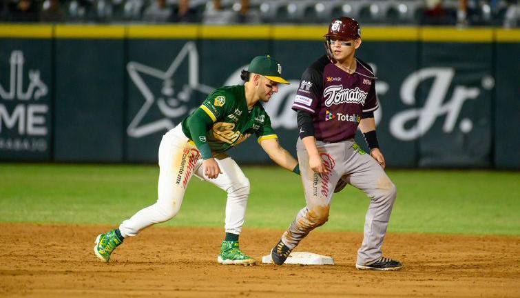 Tomateros logró sacar un valioso triunfo en Los Mochis.