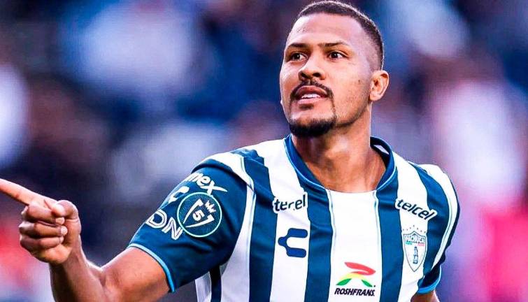 Salomón Rondón anotó en tres ocasiones para el Pachuca, que venció sin problemas al Philadelphia Union.